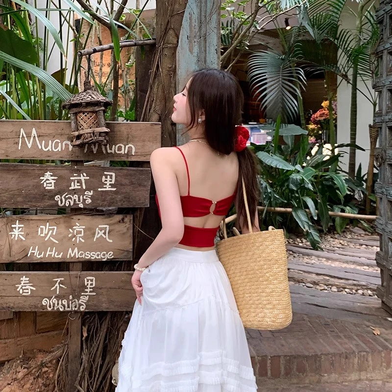 性感露背吊带背心女夏季外穿纯欲甜辣修身设计感美背内搭无袖上衣