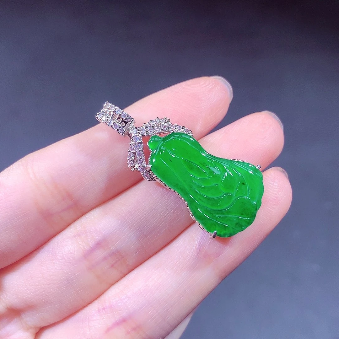 未镶嵌戒指翡翠是**啊翡翠