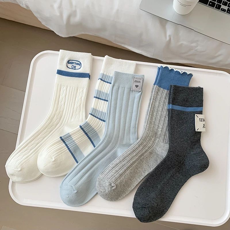 布标透气中筒秋季薄款刺绣纯色中筒袜常规拼接条纹夏季春季