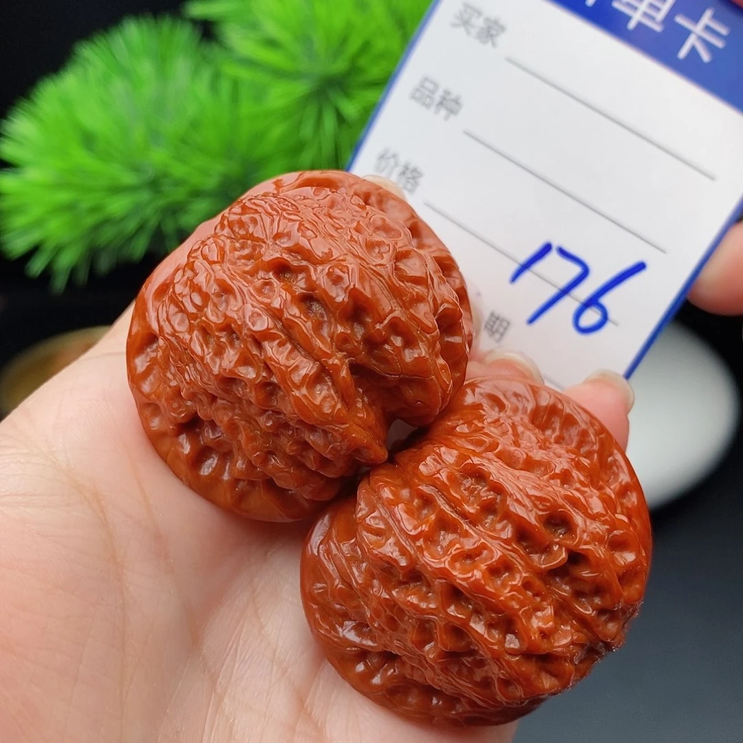 文玩核桃把件42血麒麟176