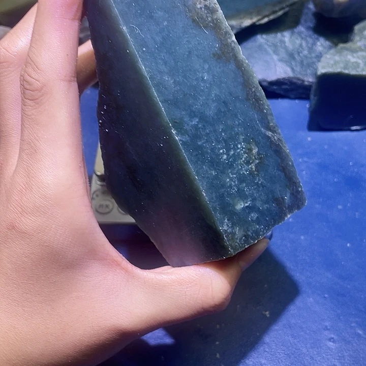 未镶嵌和田玉（糖玉）珠宝半成品