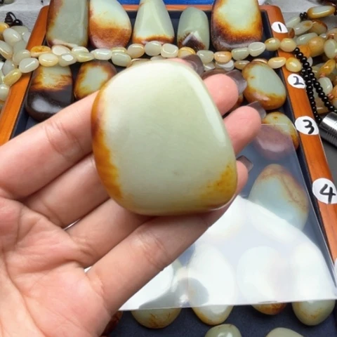 和田玉颈饰未镶嵌斌***n