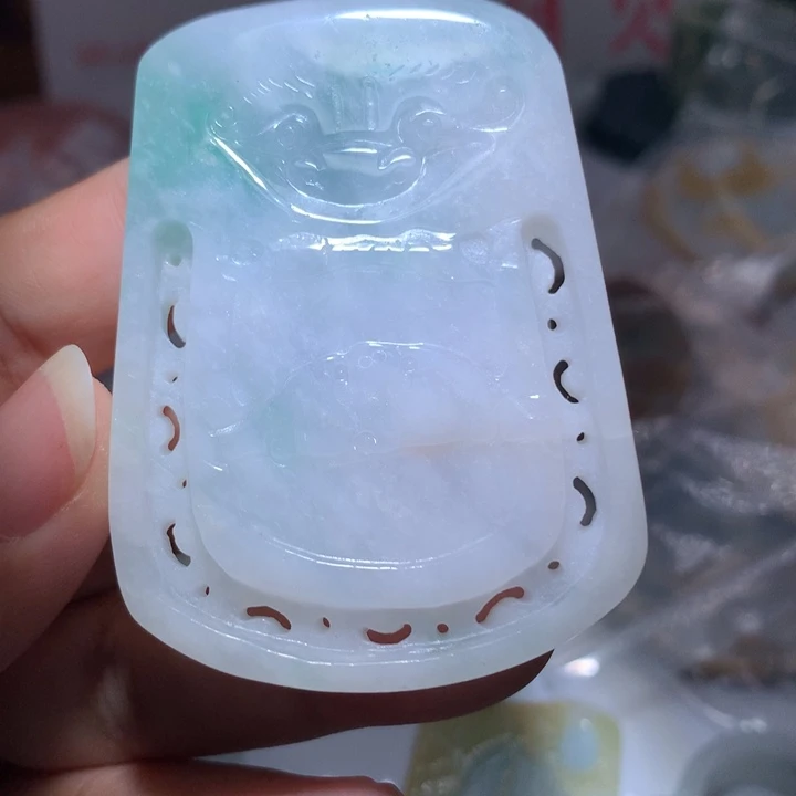 翡翠未镶嵌颈饰保真天然A货翡翠