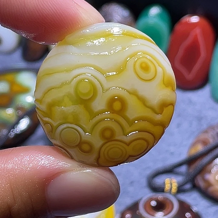 未镶嵌玛瑙/玉髓珠宝奇石