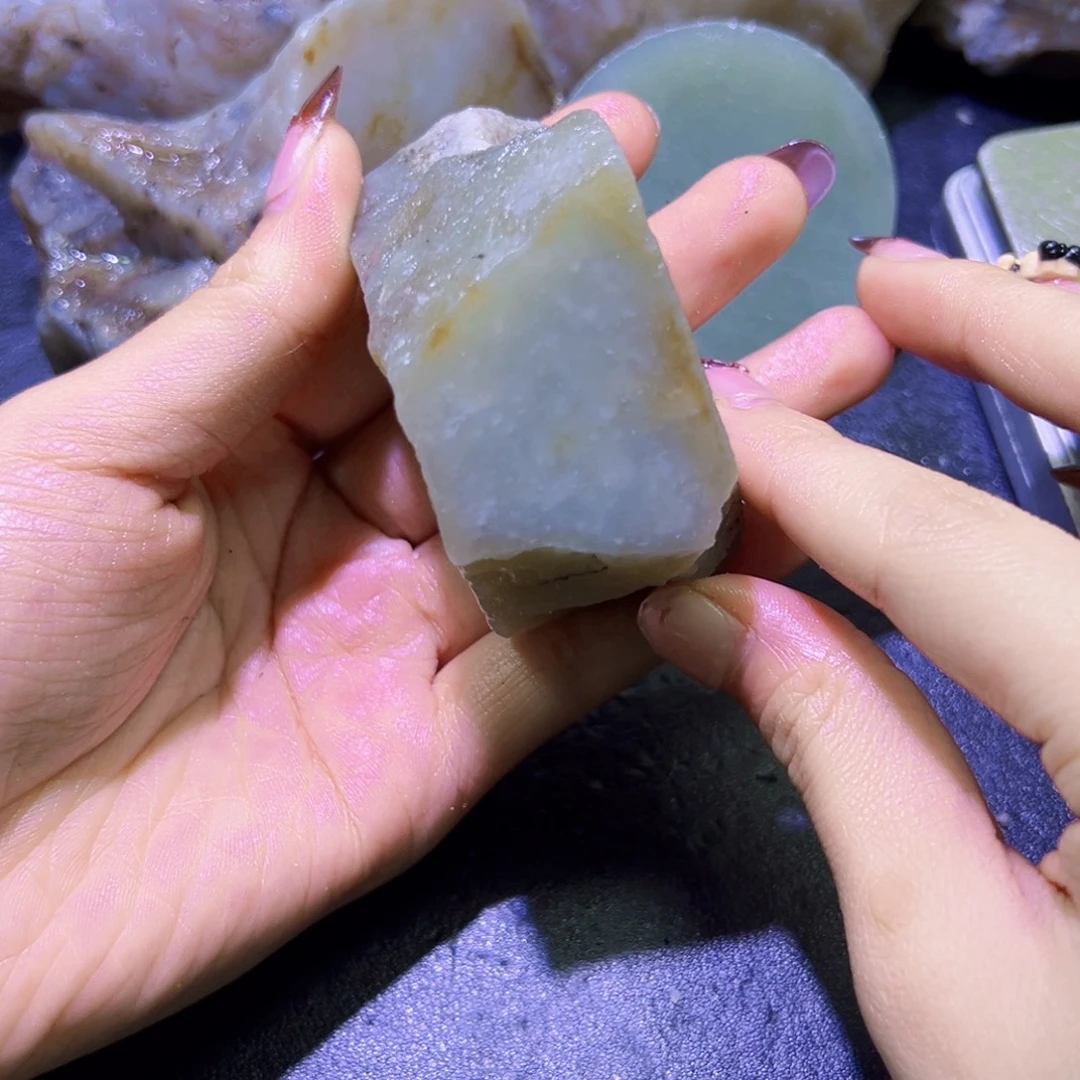 和田玉（糖玉）未镶嵌珠宝半成品