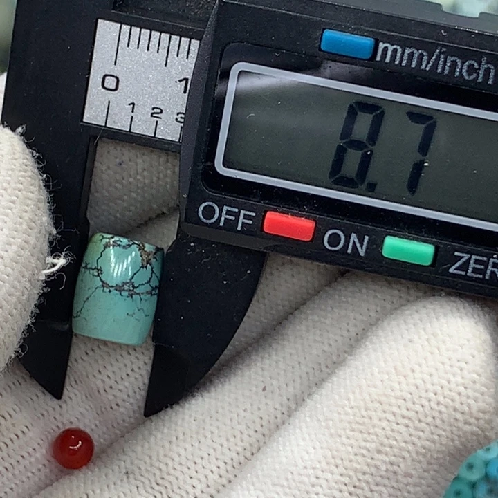 南红玛瑙配饰未镶嵌