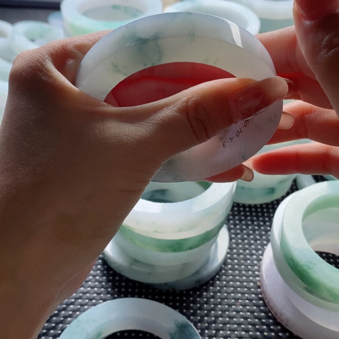 春***开定制翡翠AA未镶嵌