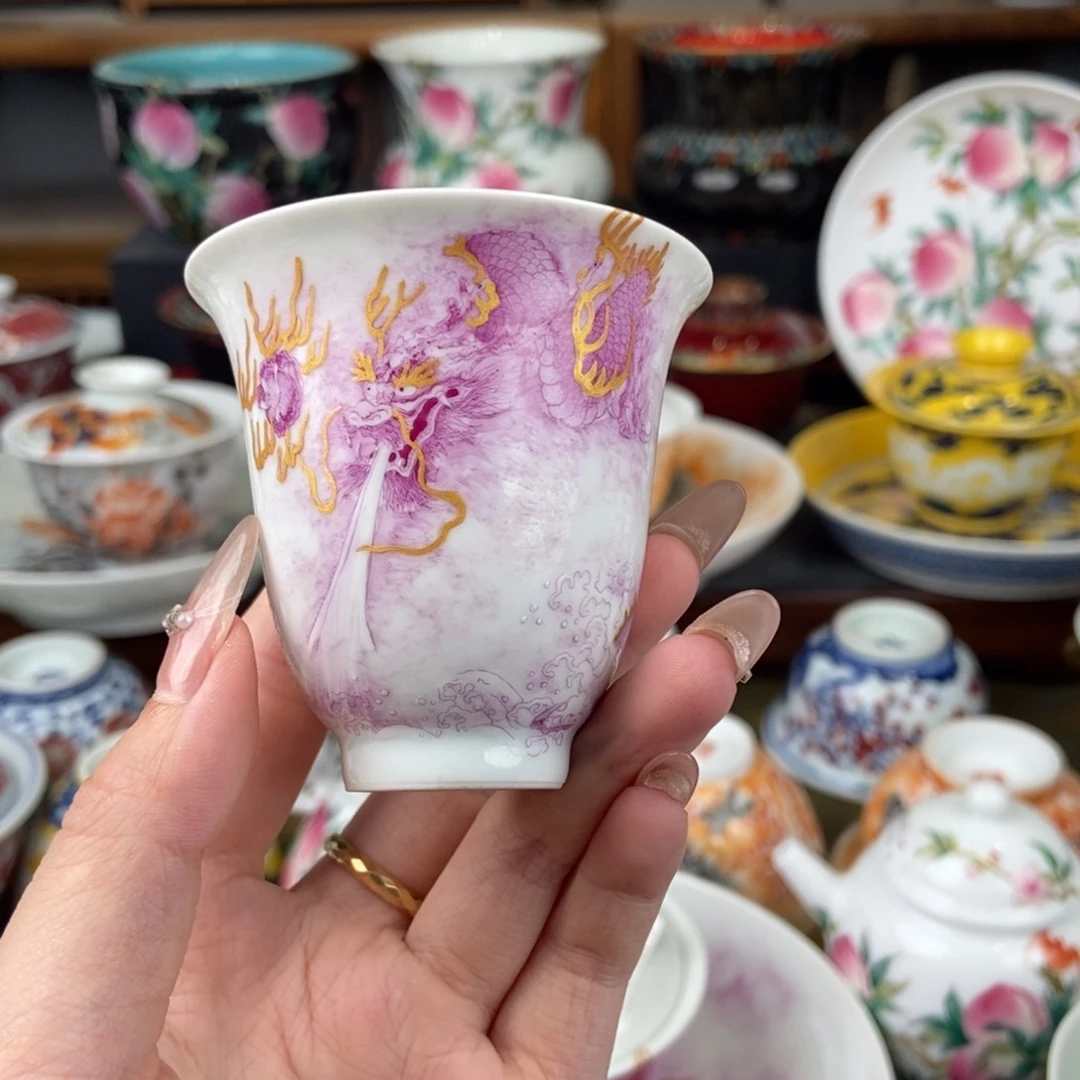 陶瓷艺术家的作品是一种非常