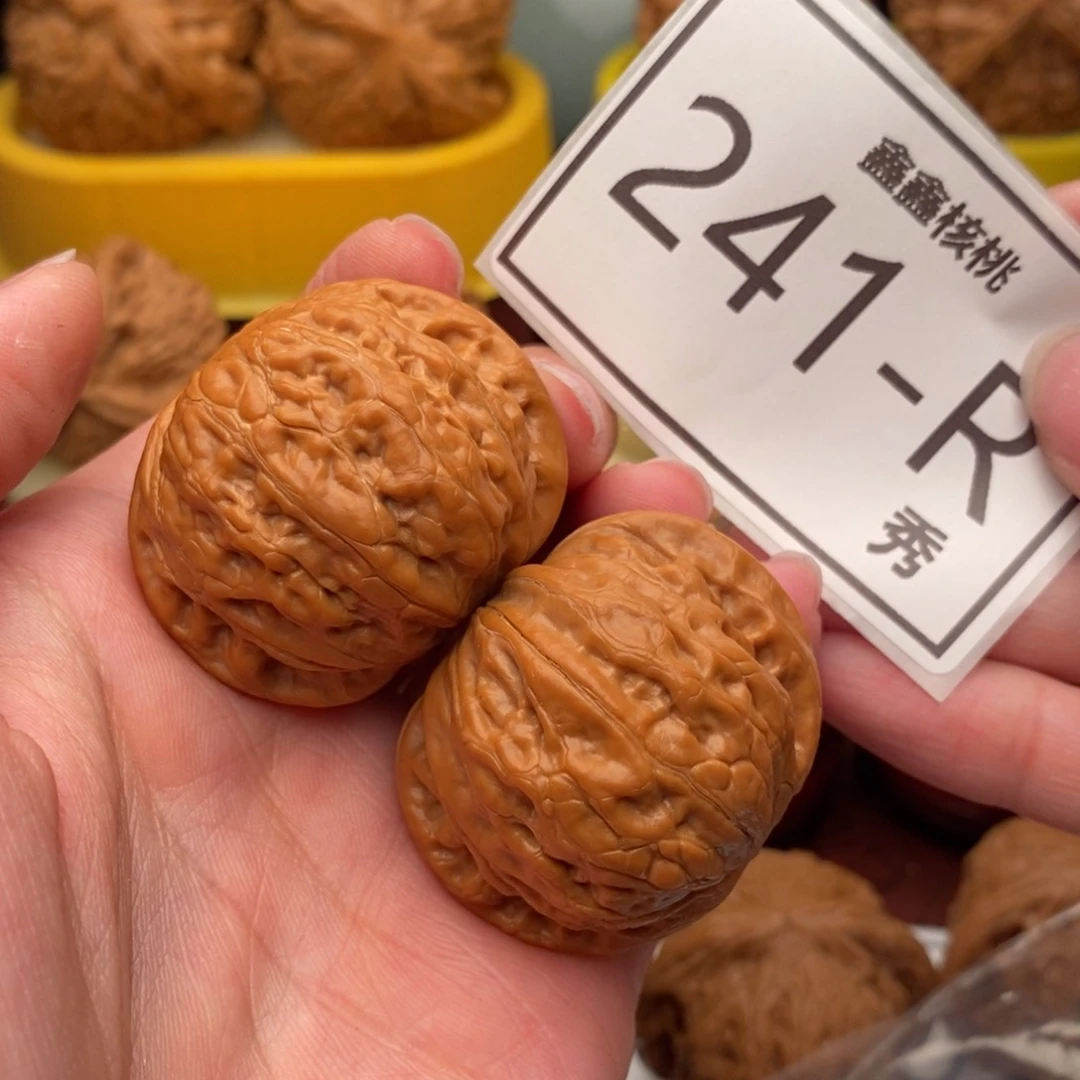 文玩核桃把件铁锤39