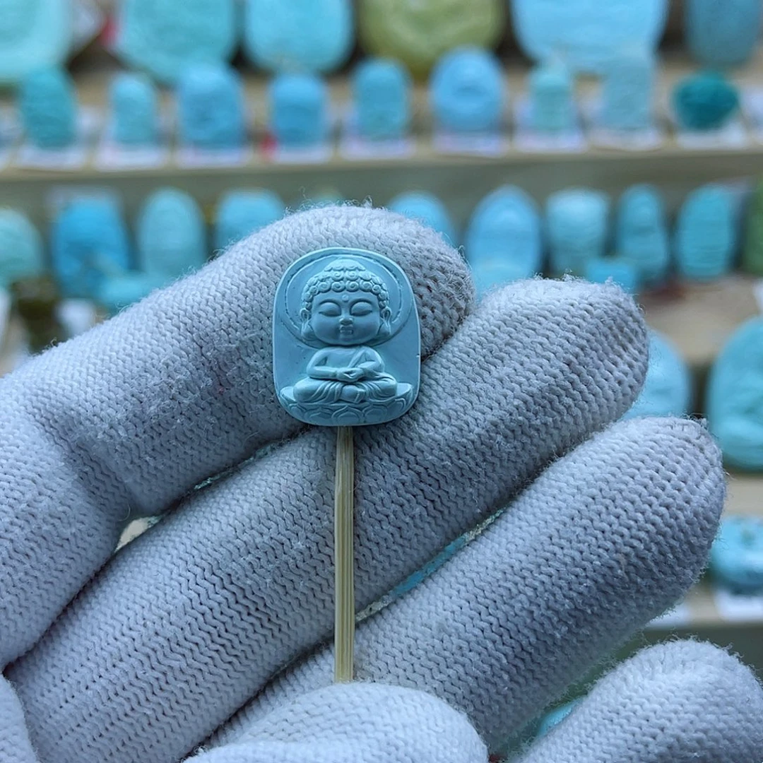 绿松石未镶嵌珠宝奇石