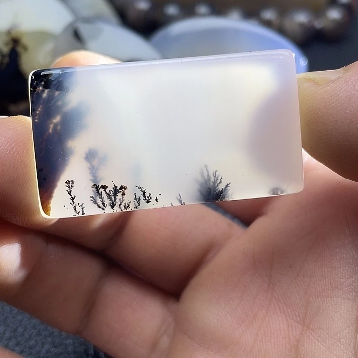 玩***石玛瑙/玉髓未镶嵌颈饰