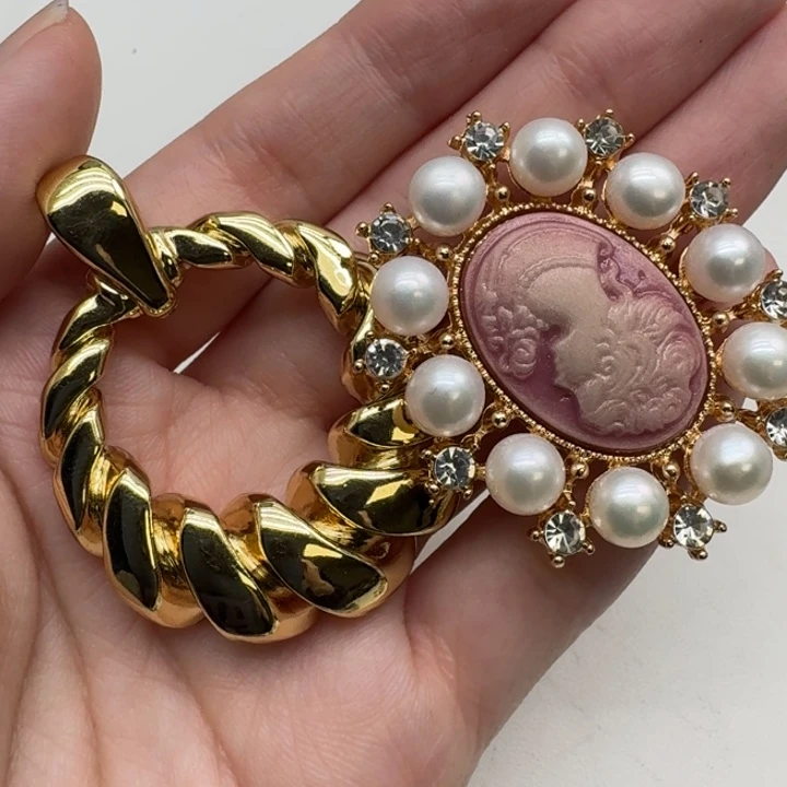 淡水珍珠未镶嵌颈饰