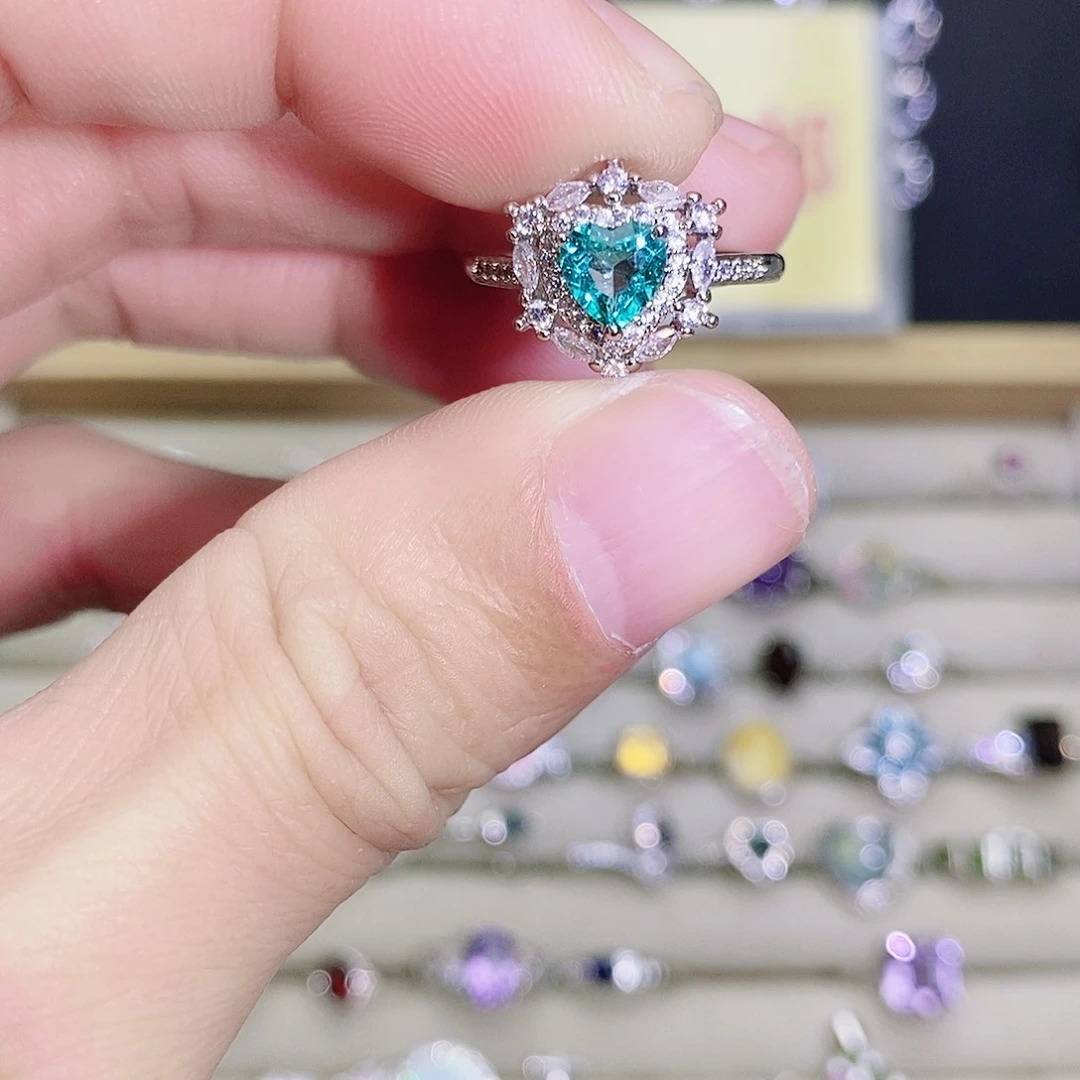 未镶嵌戒指托帕石