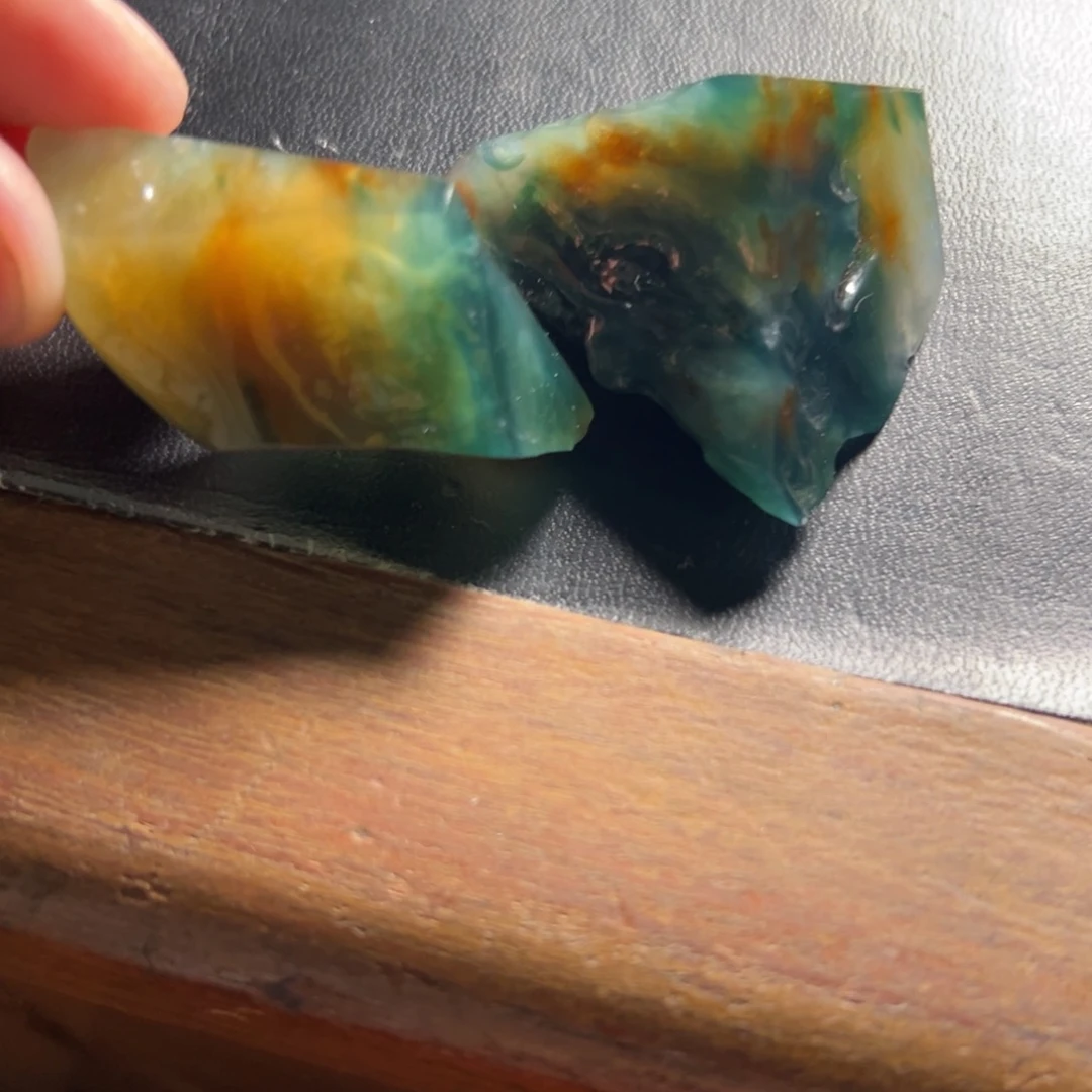 铁***儿定制翡翠未镶嵌两件 冰种黄加蓝特色大件定制料