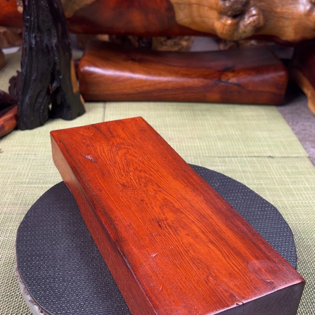 大果紫檀（缅甸花梨）凛*