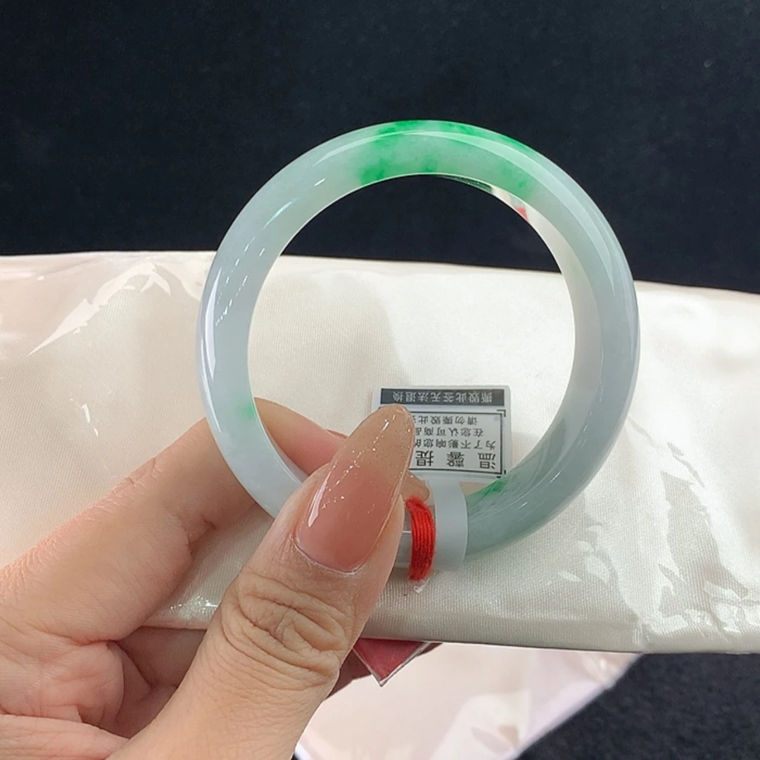 【闪购商品】未镶嵌手镯翡翠正55.7
