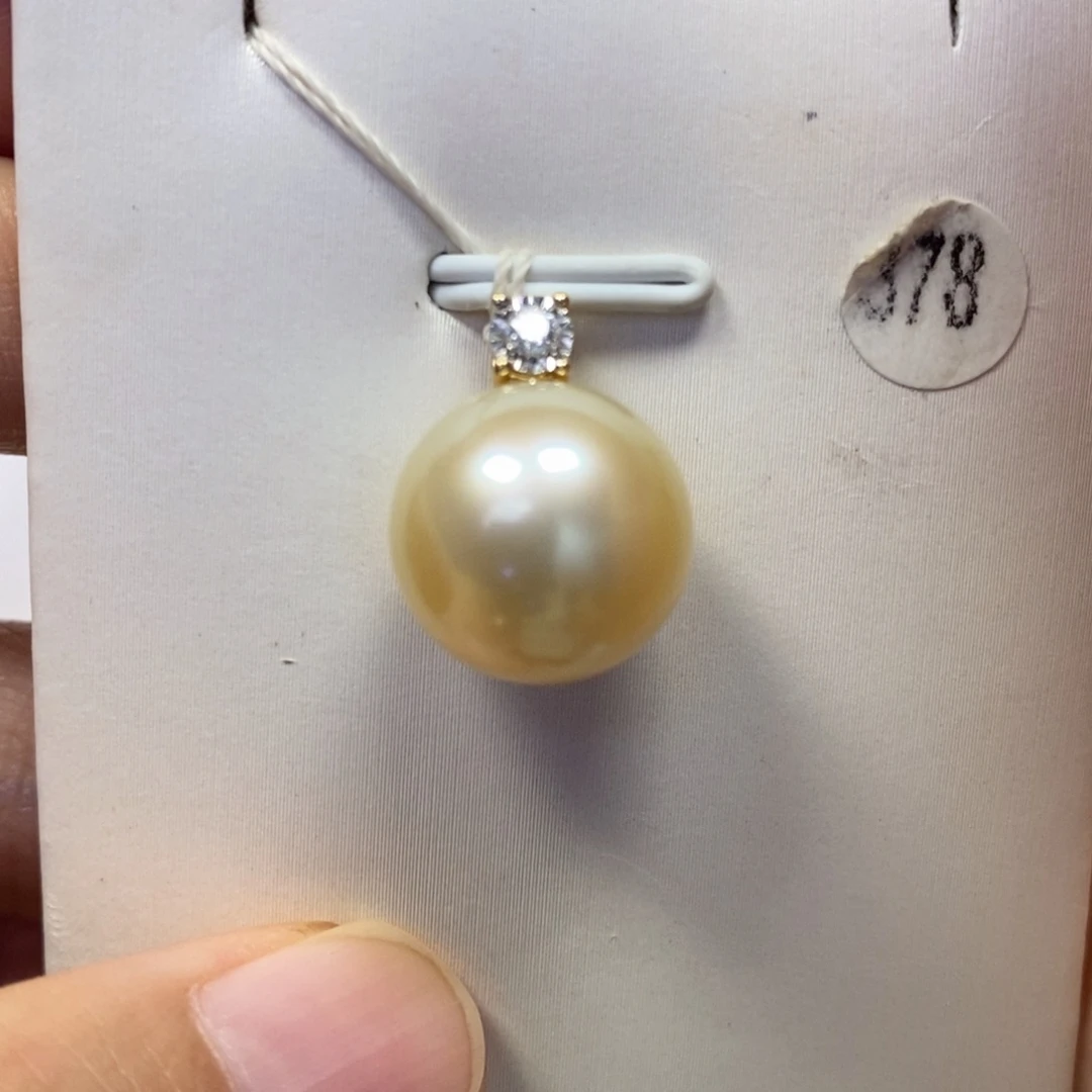 吊坠(不含链)18K金镶嵌海水珍珠浅金正圆无瑕13-14mm