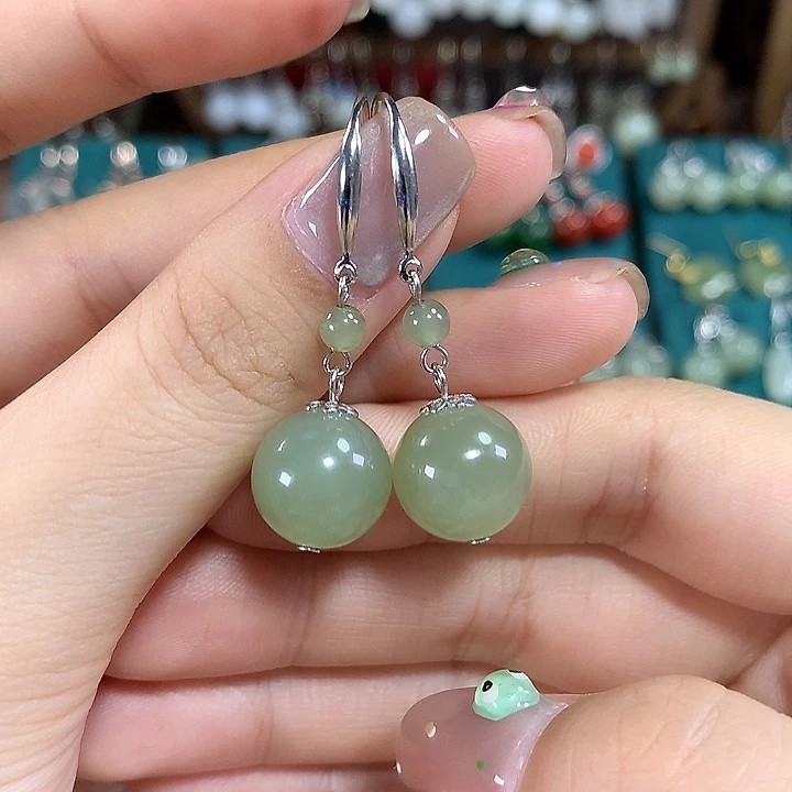 和田玉银S925镶嵌耳饰天然卡12mm左右冰晴水