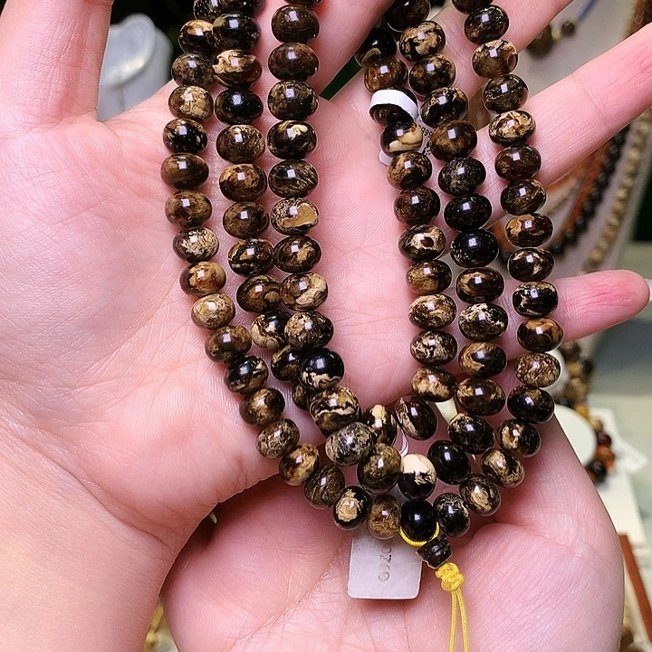 琥珀未镶嵌裸石抚顺琥珀9-231