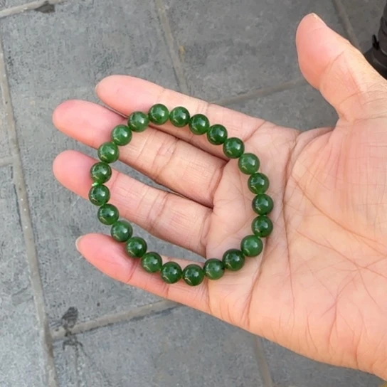 和田玉手链未镶嵌卡8菠菜绿，多样性发一，微点