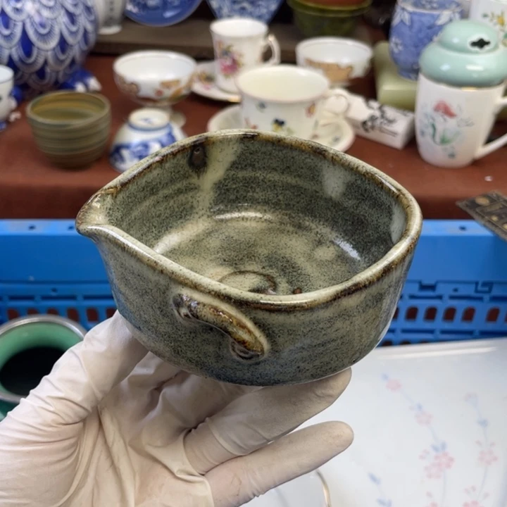 他家瓷器真美…开播了