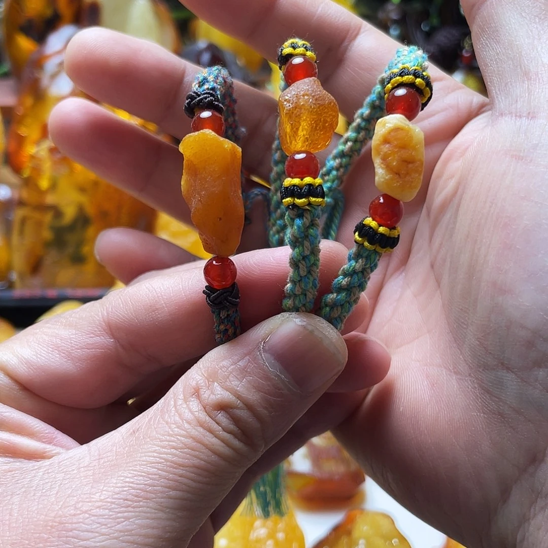 琥珀未镶嵌裸石手串