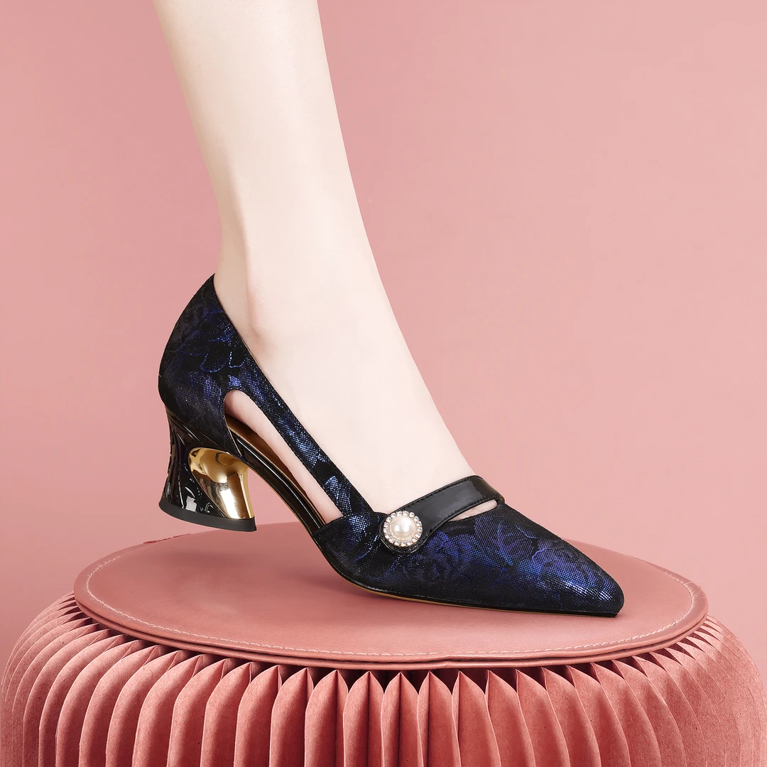 梵芮诗新款2025春夏珍珠装饰时尚侧空透气女粗低跟单鞋-J2021