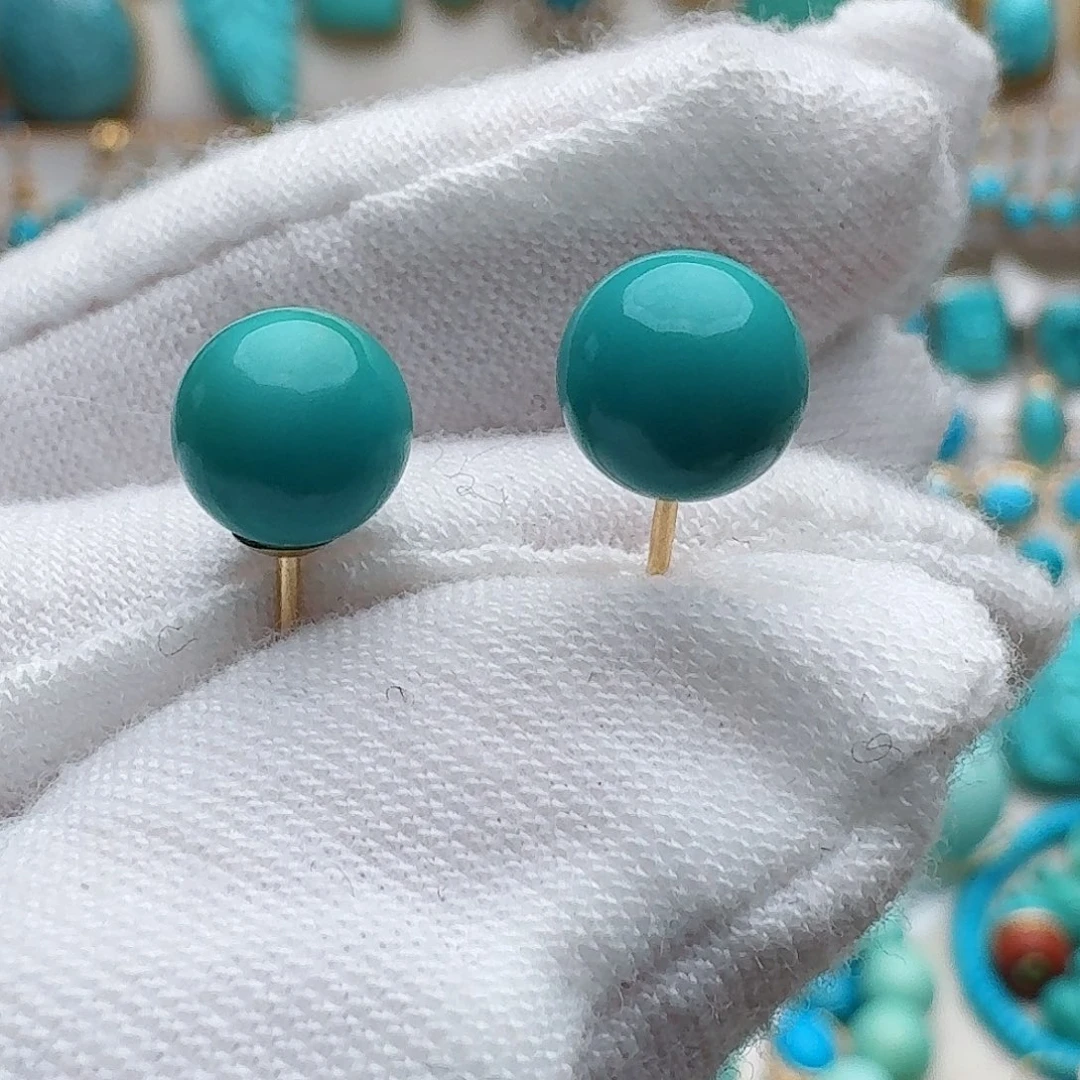 绿松石18K金镶嵌耳饰