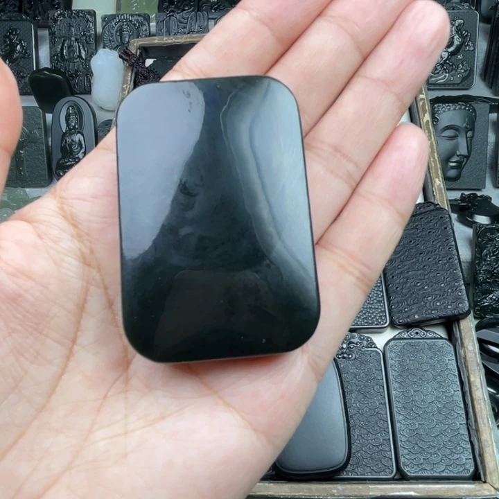 颈饰未镶嵌和田玉晴****3