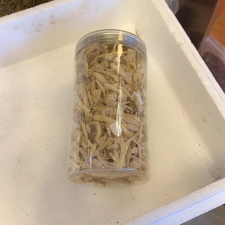中国大陆西洋参小腿丁一瓶半斤
