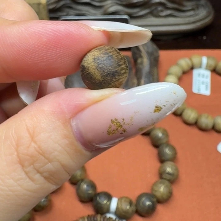 大叶紫檀（黑酸枝木类）