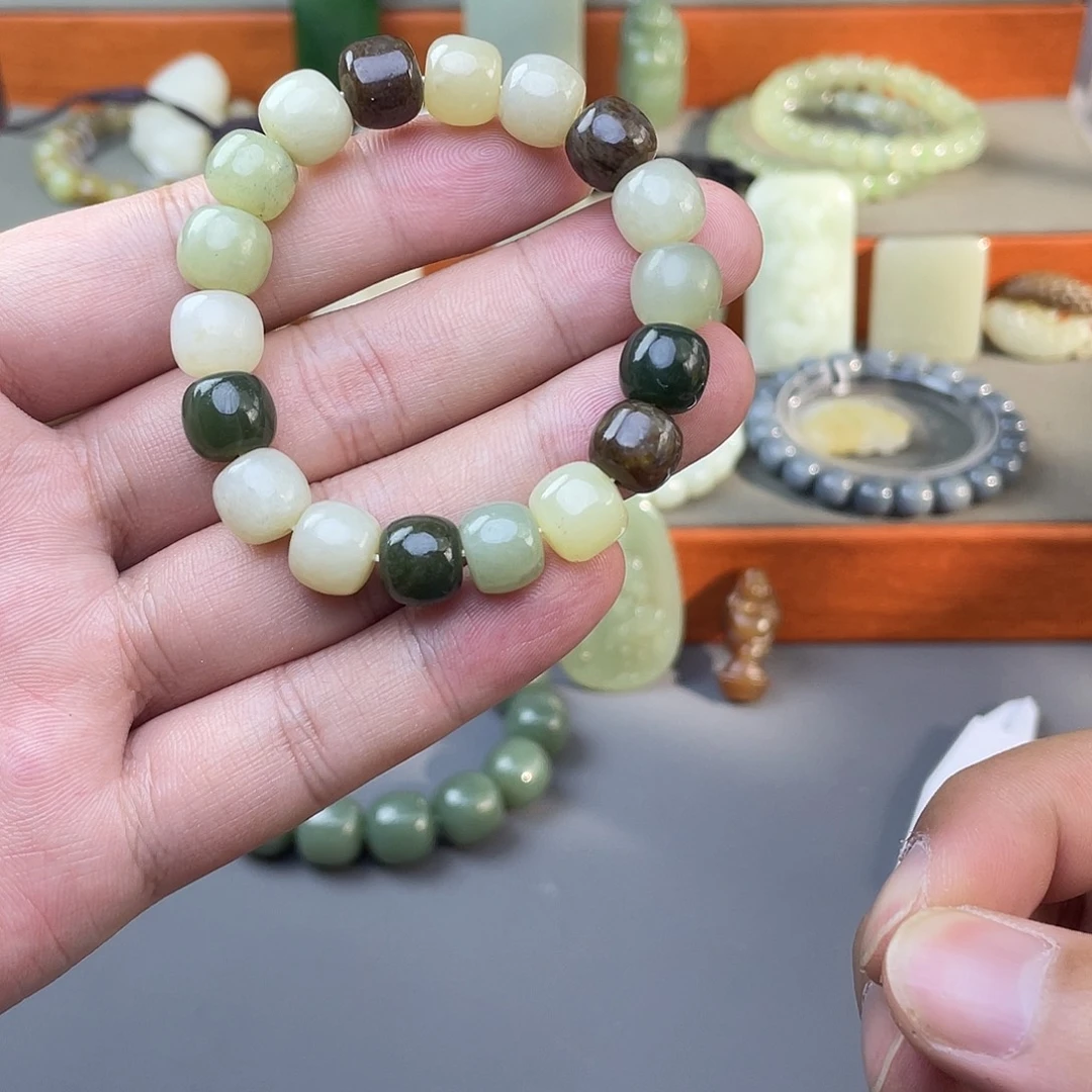 和田玉未镶嵌手链