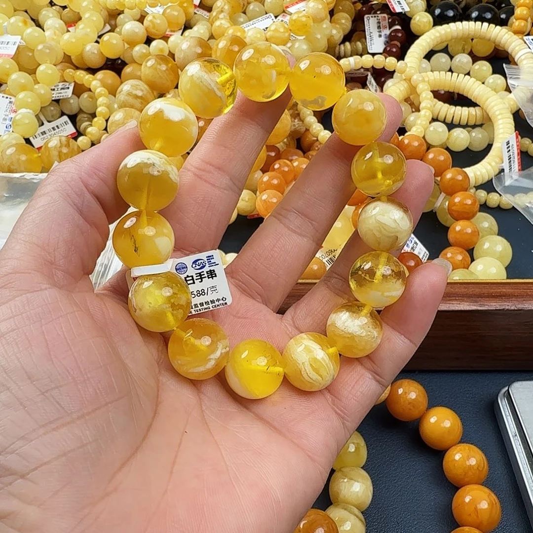 琥珀未镶嵌珠宝奇石