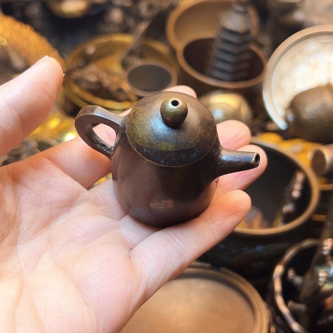 精美铜器工艺品等