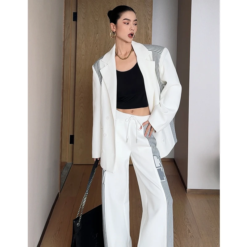 【眺望巴黎】复古摩登拼接针织条纹分割休闲西服+休闲运动裤套装