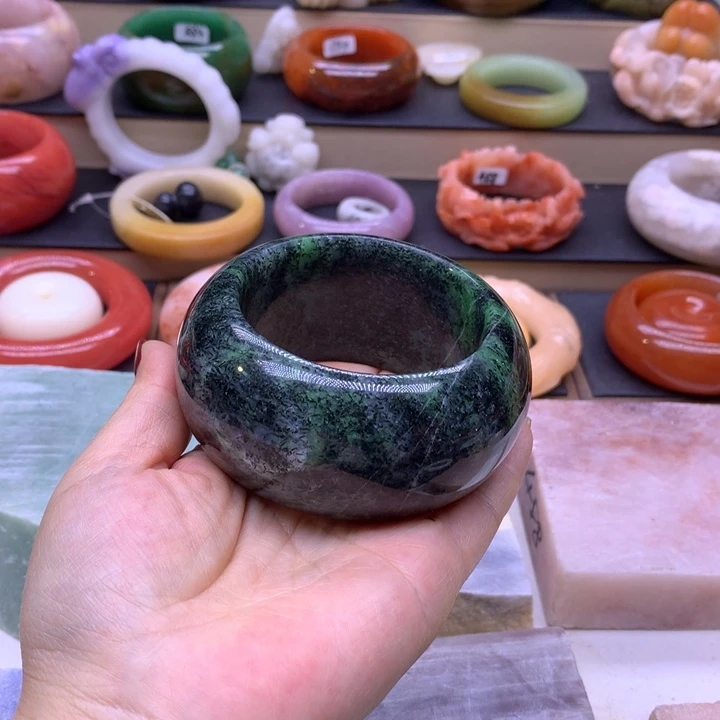 石英岩玉未镶嵌13468975444