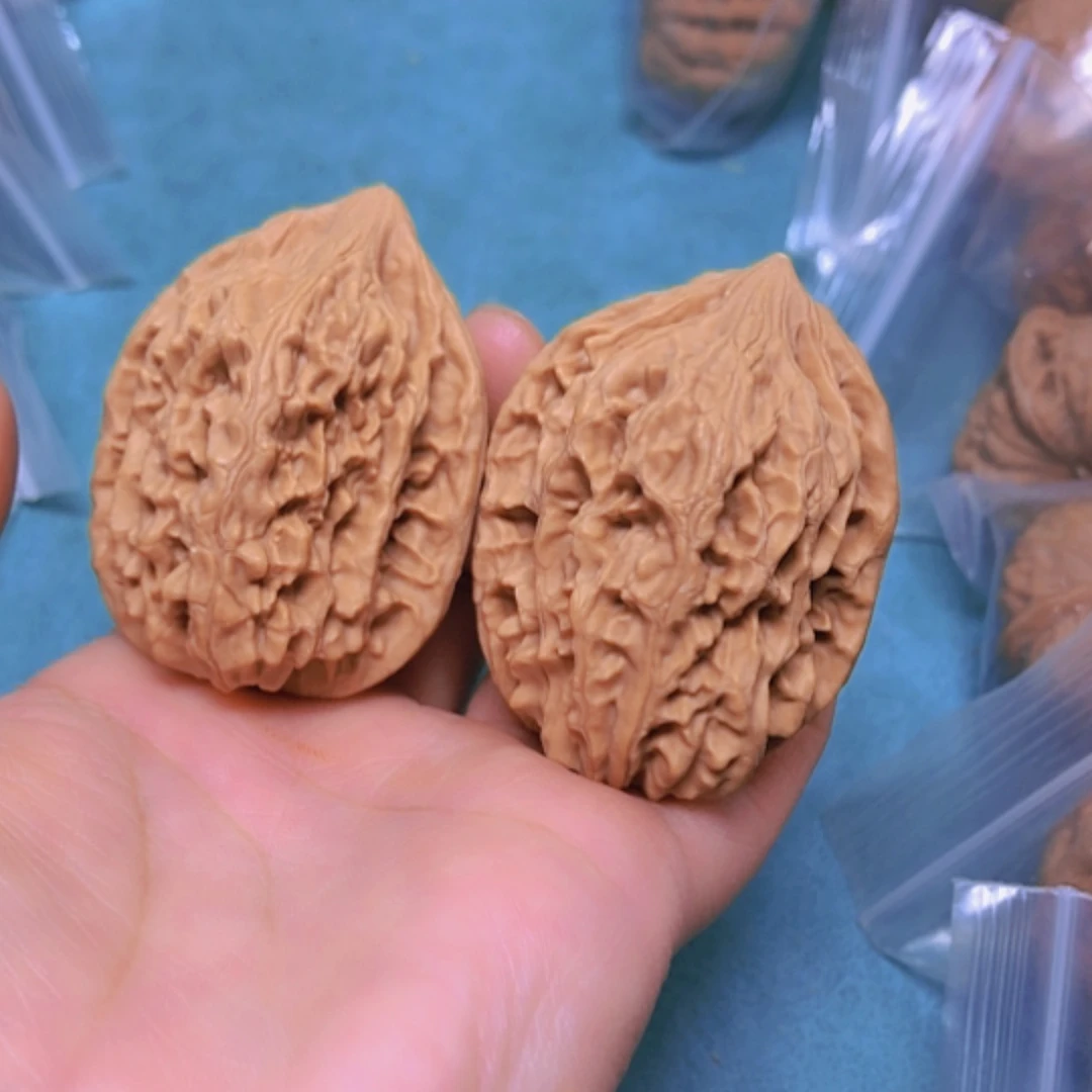 【闪购商品】把件核桃40鸡心修尖练手