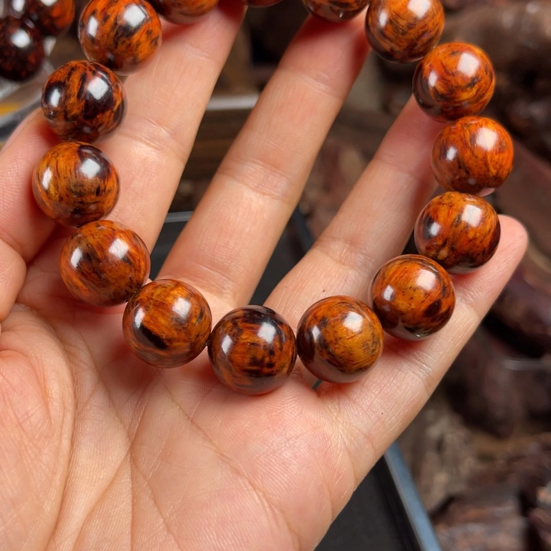 S***n降真香无事牌红降1.5珠子