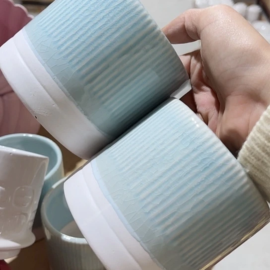 多肉绿植陶瓷花盆9.9包邮，有孔