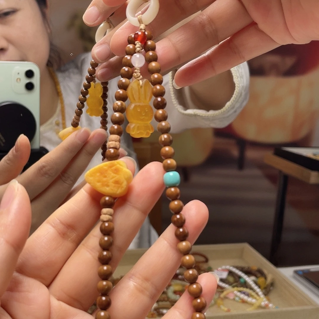 琥珀未镶嵌裸石手机链