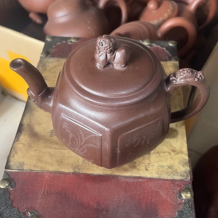 茶壶紫砂紫砂壶大家都知道喜欢紫砂了
