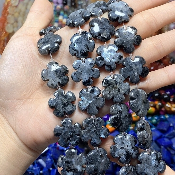 未镶嵌玛瑙/玉髓珠宝半成品天然黑闪光五瓣花卡20mm