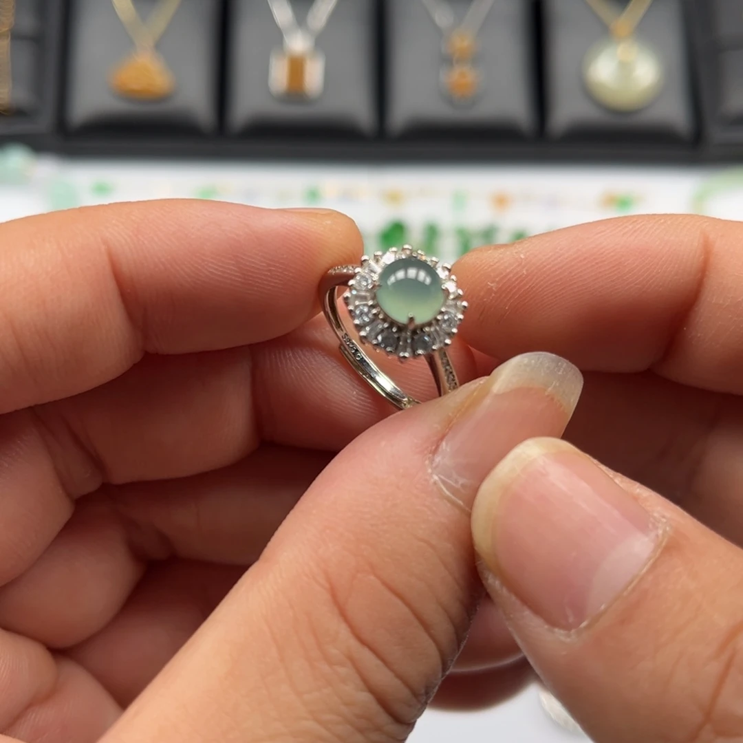 翡翠银S925镶嵌戒指福利