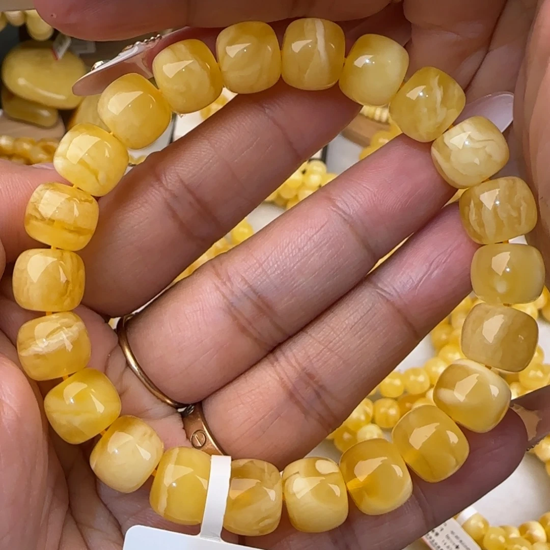 蜜蜡未镶嵌手串金白妖花老型手串