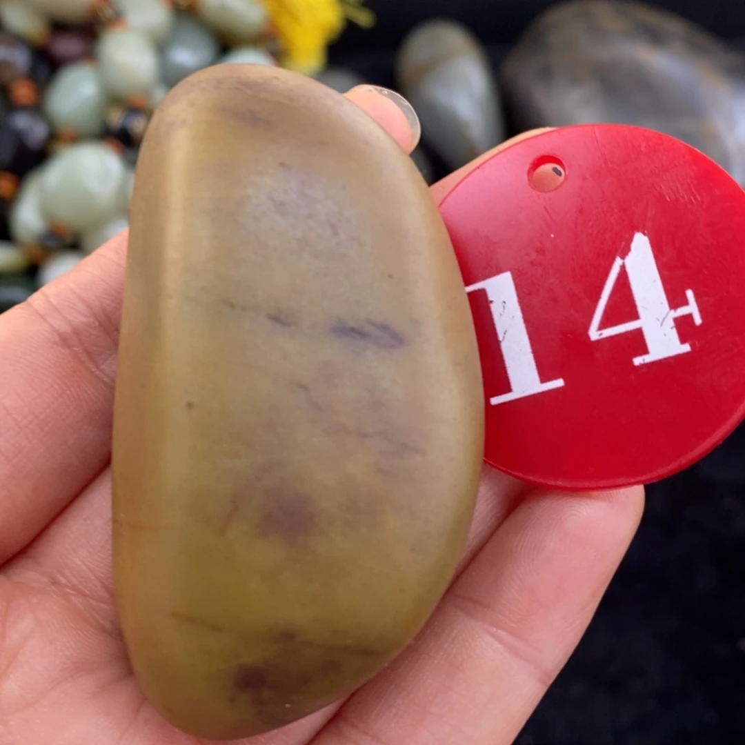 未镶嵌和田玉挂件