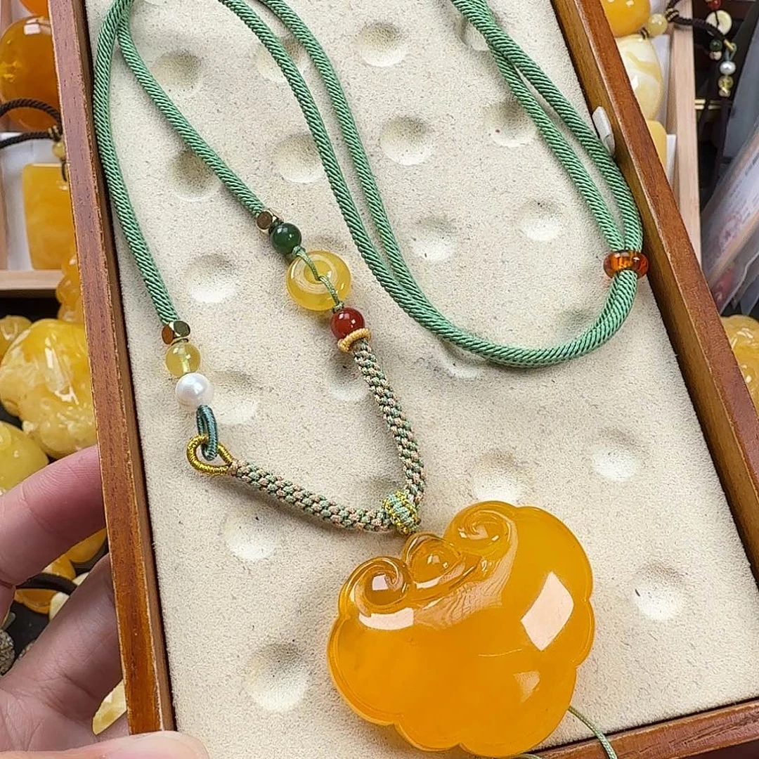 未镶嵌颈饰蜜蜡蜜蜡