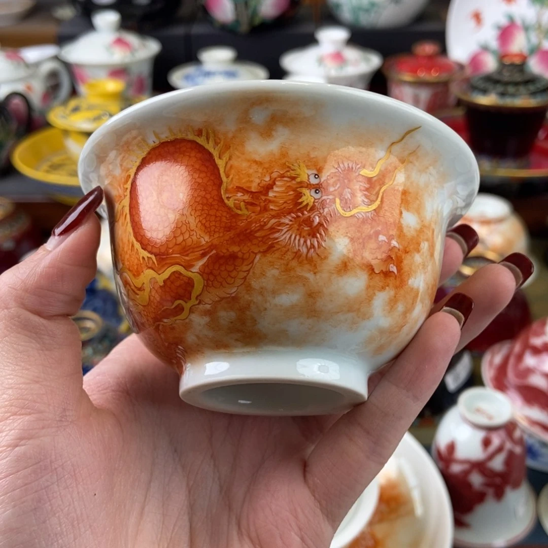 陶瓷艺术家的作品是一个非常