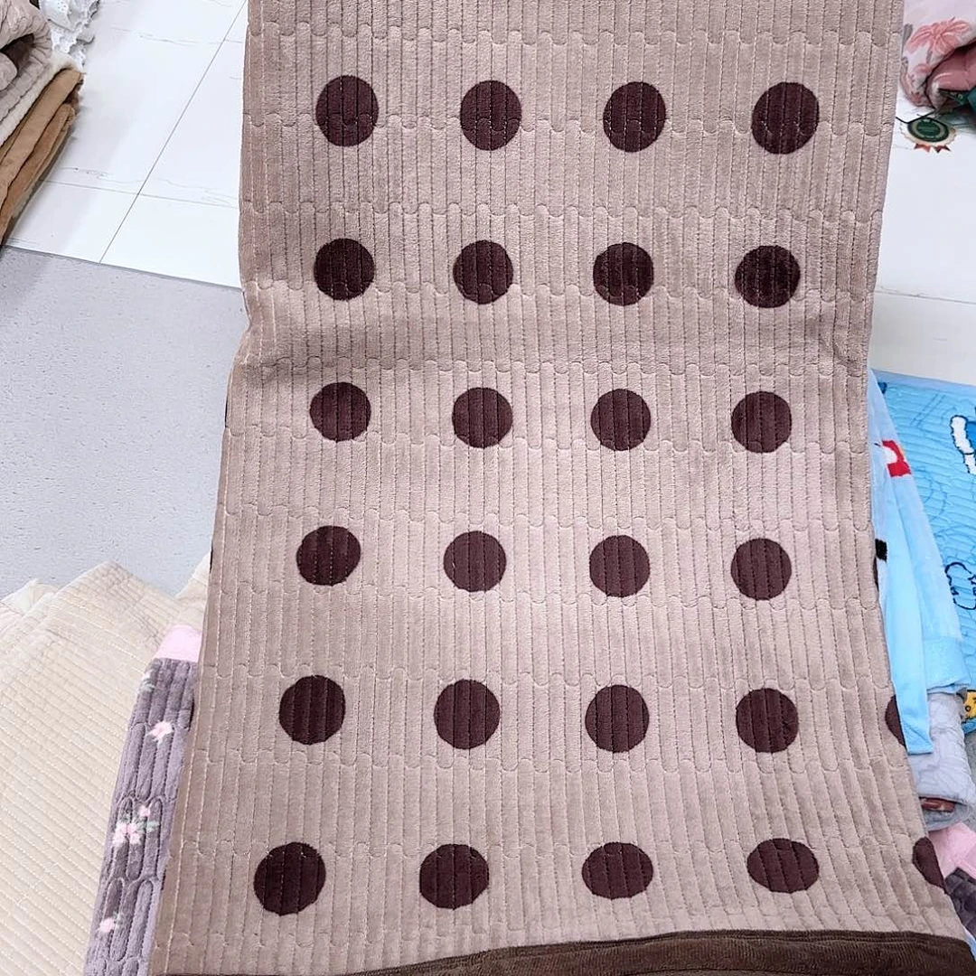 棉加厚宝宝绒床盖咖波点230/25