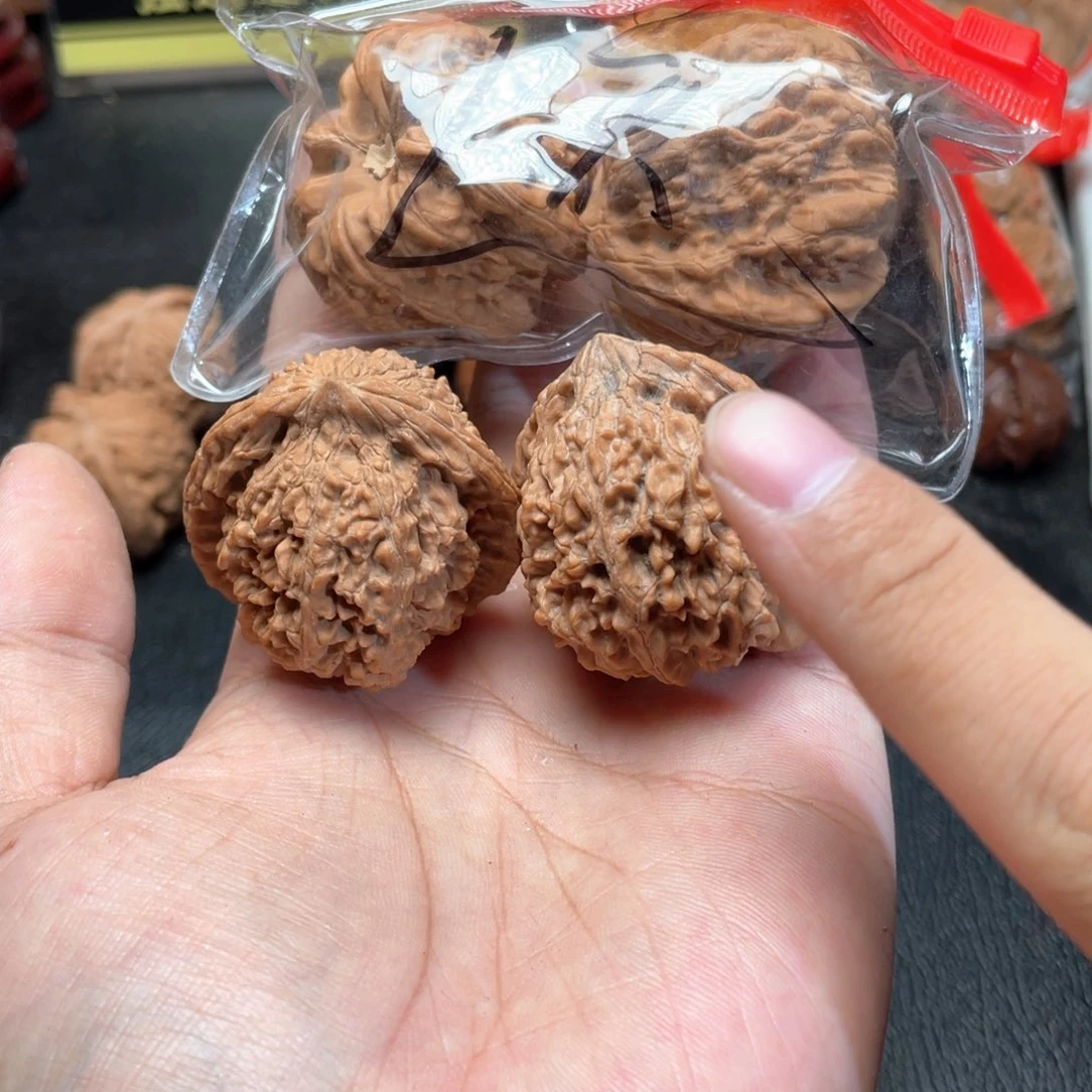 文玩核桃把件文玩核桃吊坠麻核桃6