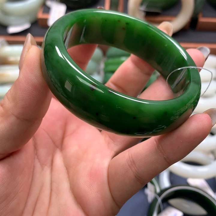 【闪购商品】未镶嵌手镯和田玉（碧玉）